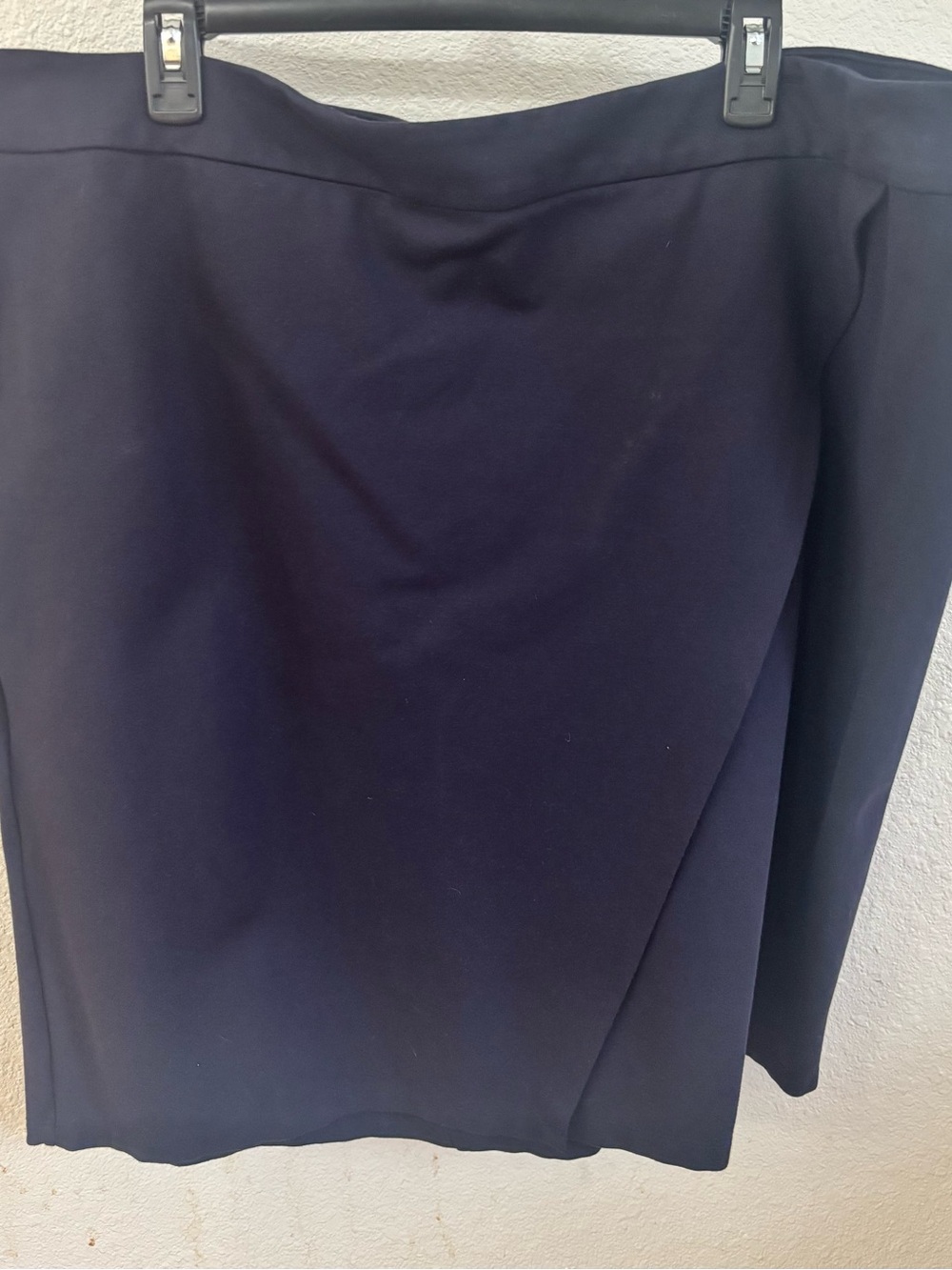 Liz Claiborne Navy Blue Faux Wrap Pencil
Skirt - Size 20W